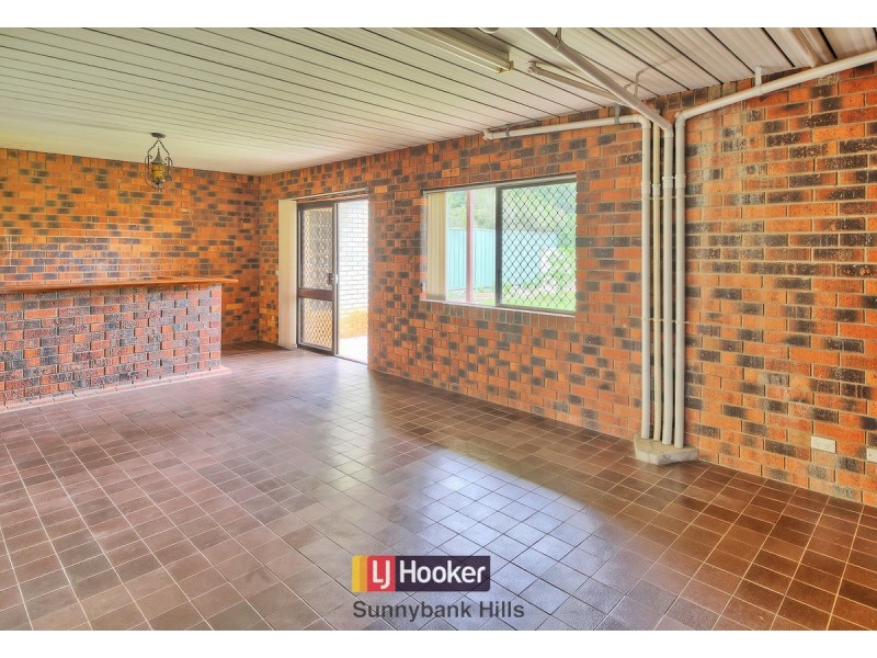 9 Belfairs Street, Robertson QLD 4109