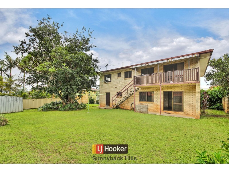 9 Belfairs Street, Robertson QLD 4109