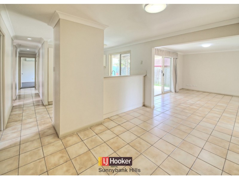 31 Paddington Crescent, Stretton QLD 4116