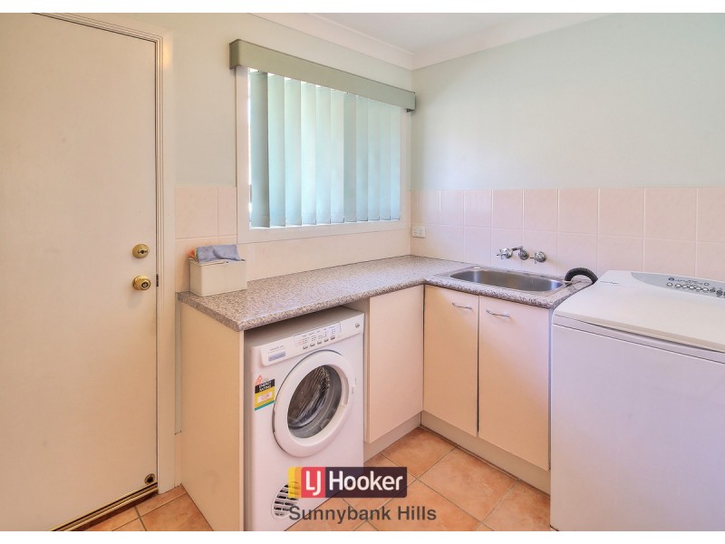 17 Lexington Place, Sunnybank Hills QLD 4109