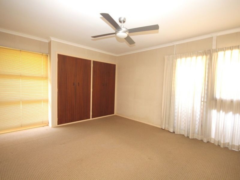 11 Nagle Street, Upper Mount Gravatt QLD 4122