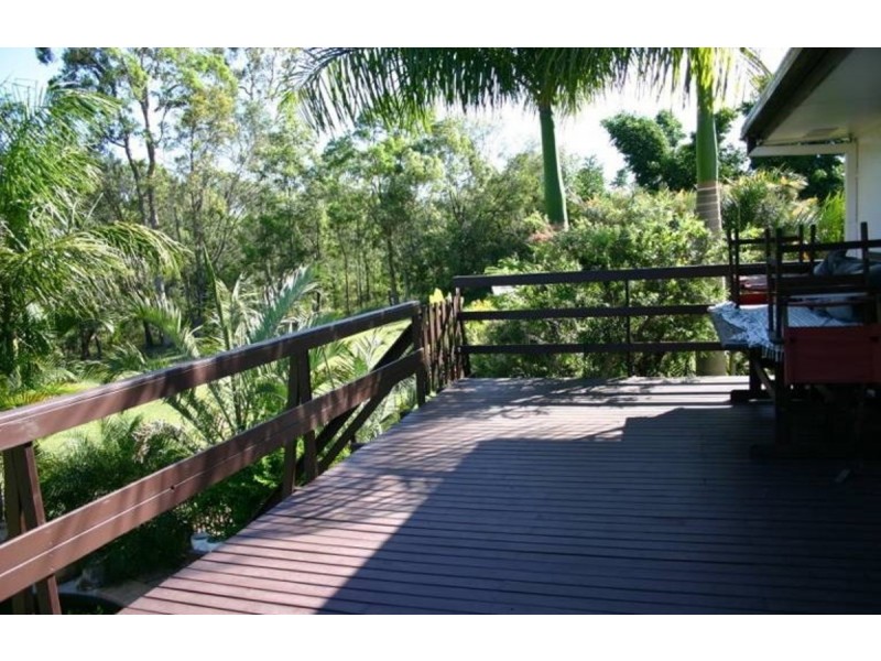 10 Endeavour Court, Park Ridge QLD 4125