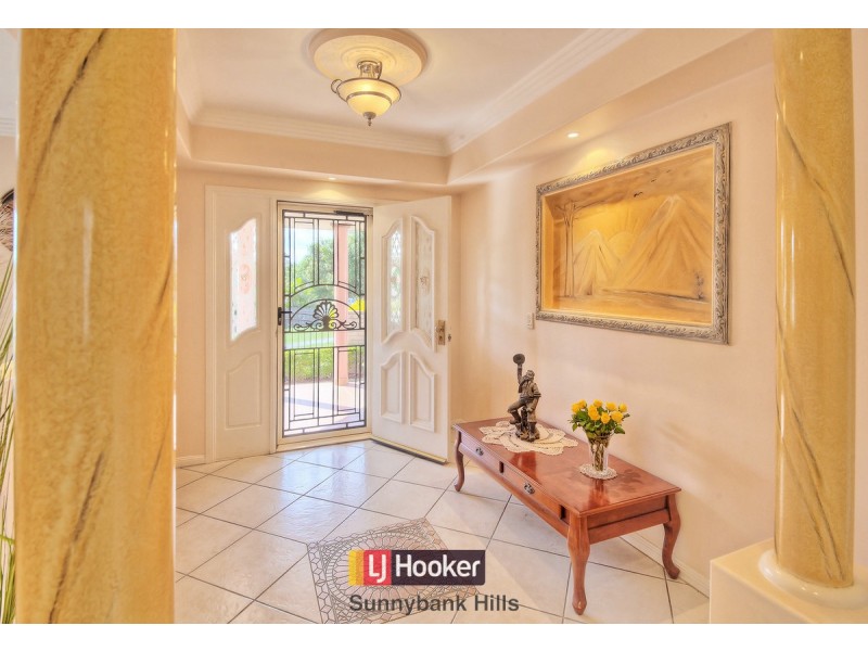 11 Mitchell Place, Parkinson QLD 4115