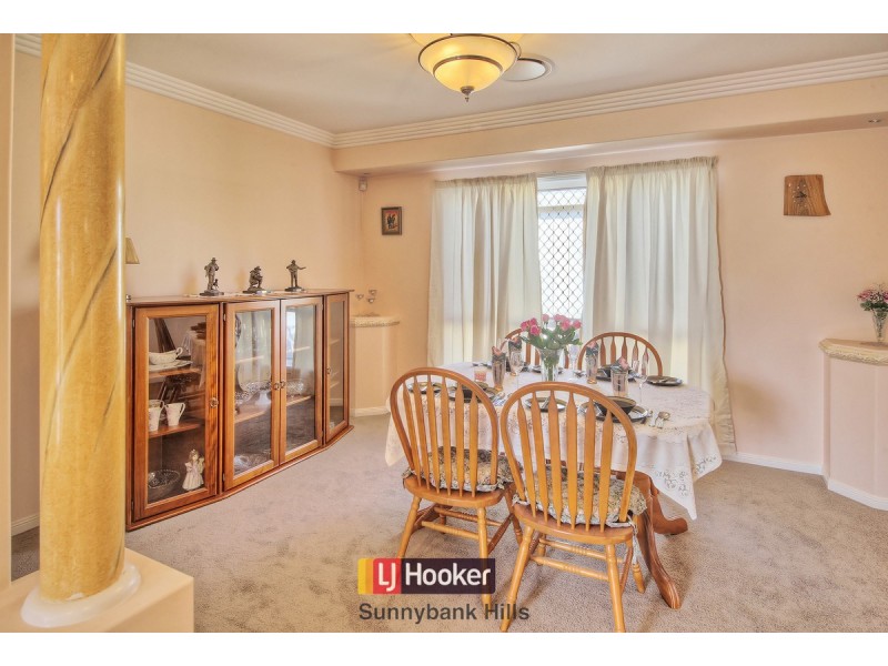 11 Mitchell Place, Parkinson QLD 4115