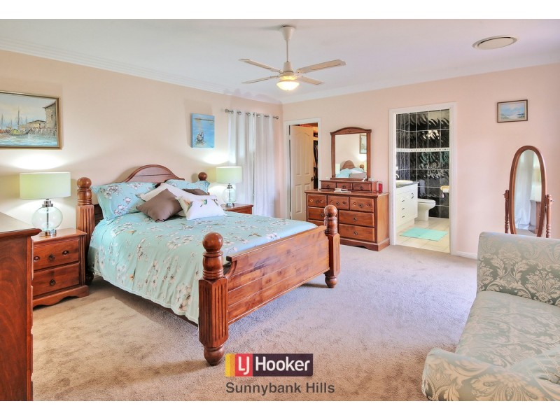 11 Mitchell Place, Parkinson QLD 4115