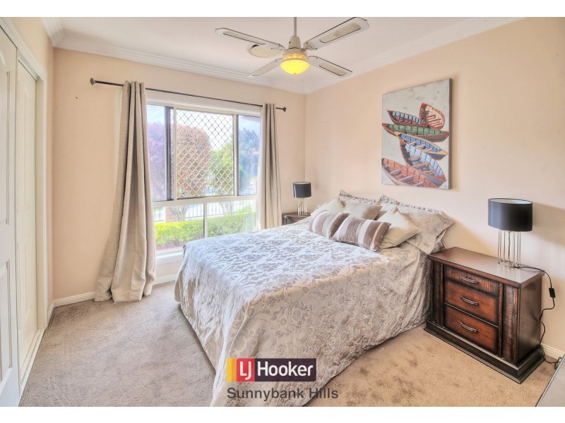 11 Mitchell Place, Parkinson QLD 4115