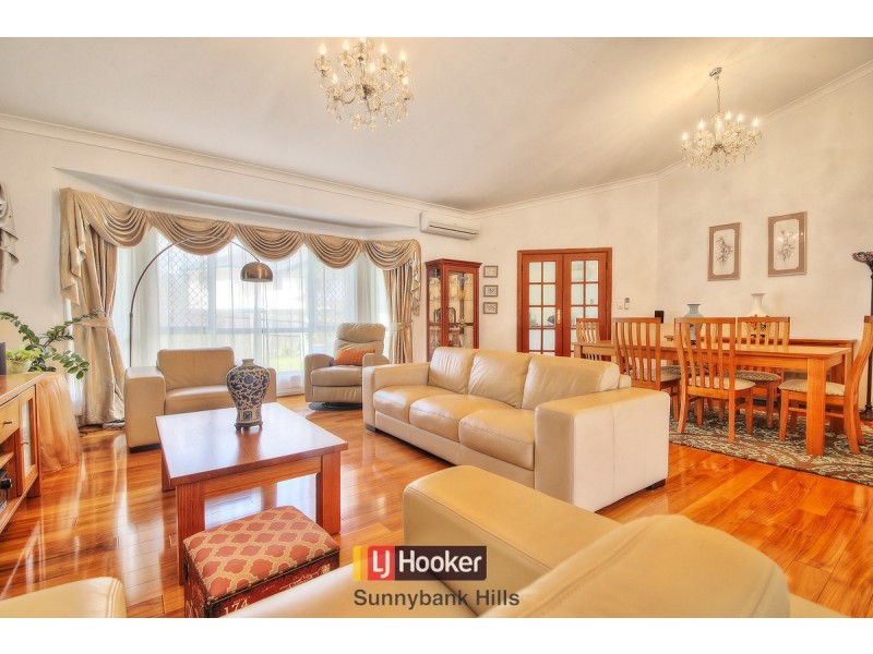52 Golden Rain Place, Stretton QLD 4116