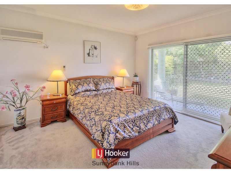 52 Golden Rain Place, Stretton QLD 4116