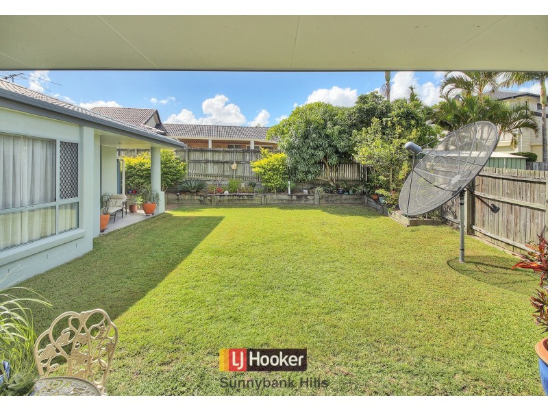 52 Golden Rain Place, Stretton QLD 4116