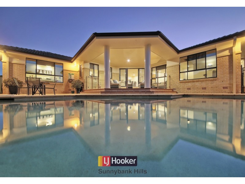 35 Eaton Place, Wishart QLD 4122