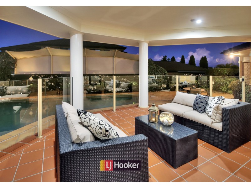 35 Eaton Place, Wishart QLD 4122