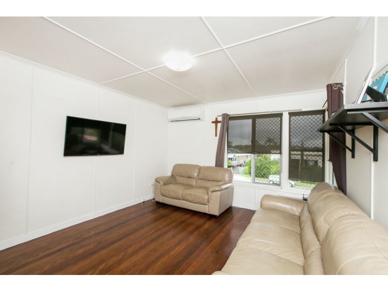 64 Everest Street, Sunnybank QLD 4109