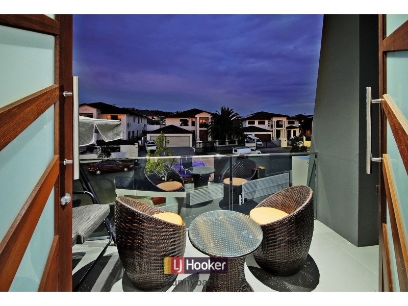 110 The Parkway, Stretton QLD 4116