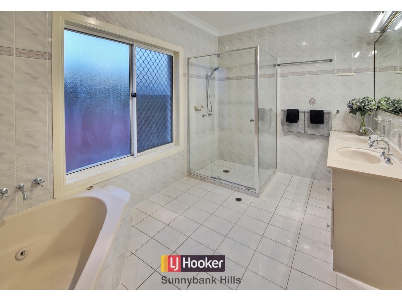 2 Karka Close, Eight Mile Plains QLD 4113