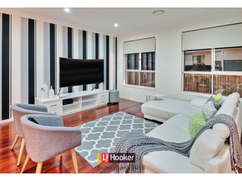 20 Walker Circuit, Eight Mile Plains QLD 4113