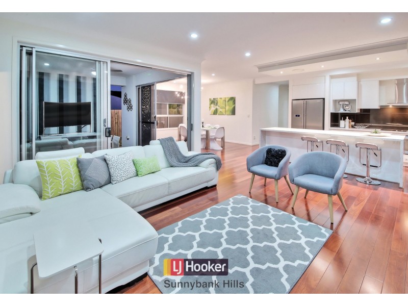 20 Walker Circuit, Eight Mile Plains QLD 4113