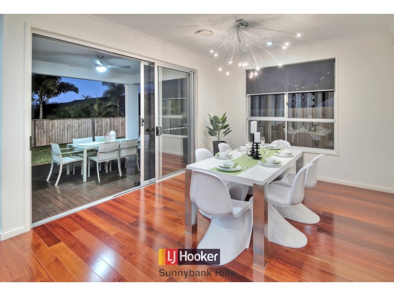 20 Walker Circuit, Eight Mile Plains QLD 4113