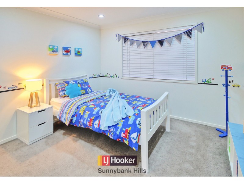 20 Walker Circuit, Eight Mile Plains QLD 4113