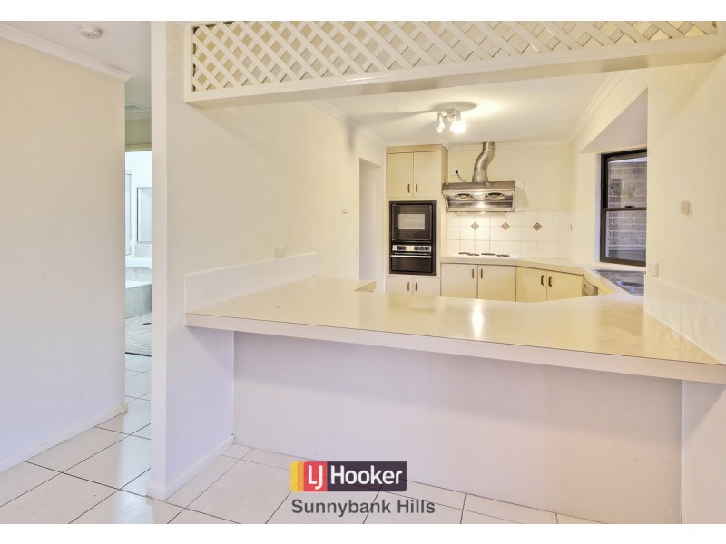 10 Kurru Street, Eight Mile Plains QLD 4113