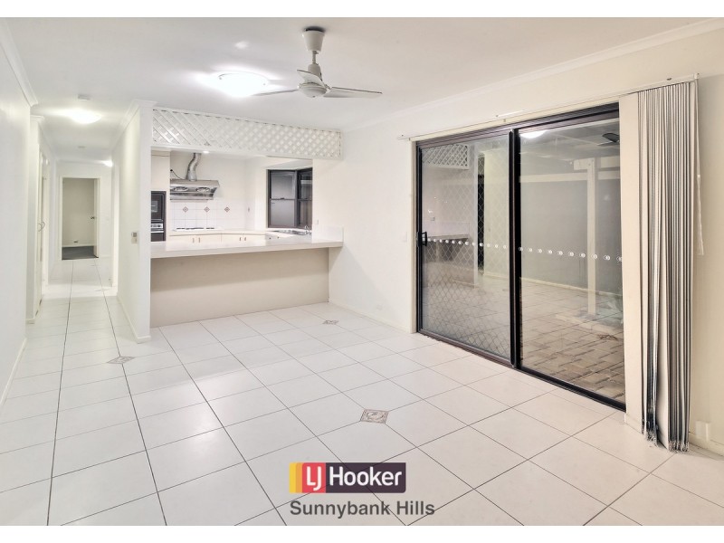 10 Kurru Street, Eight Mile Plains QLD 4113