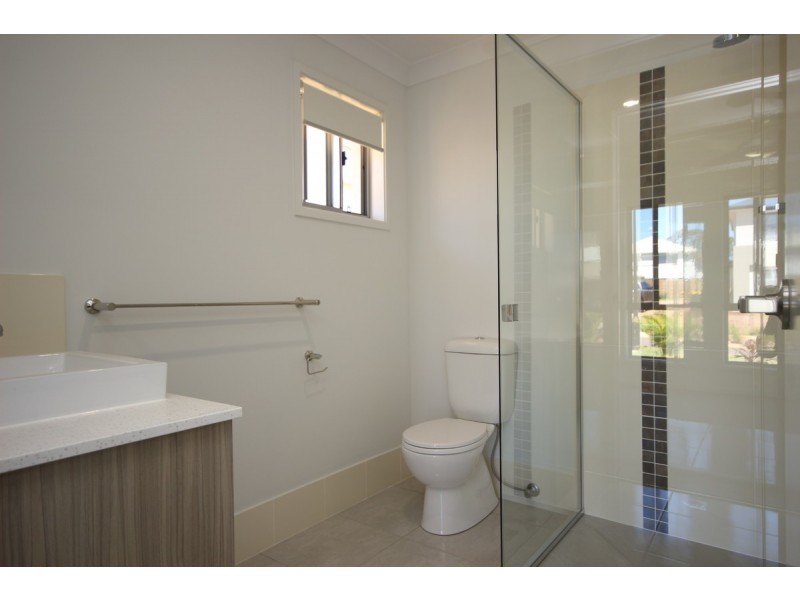 11 Dell Street, Rochedale QLD 4123