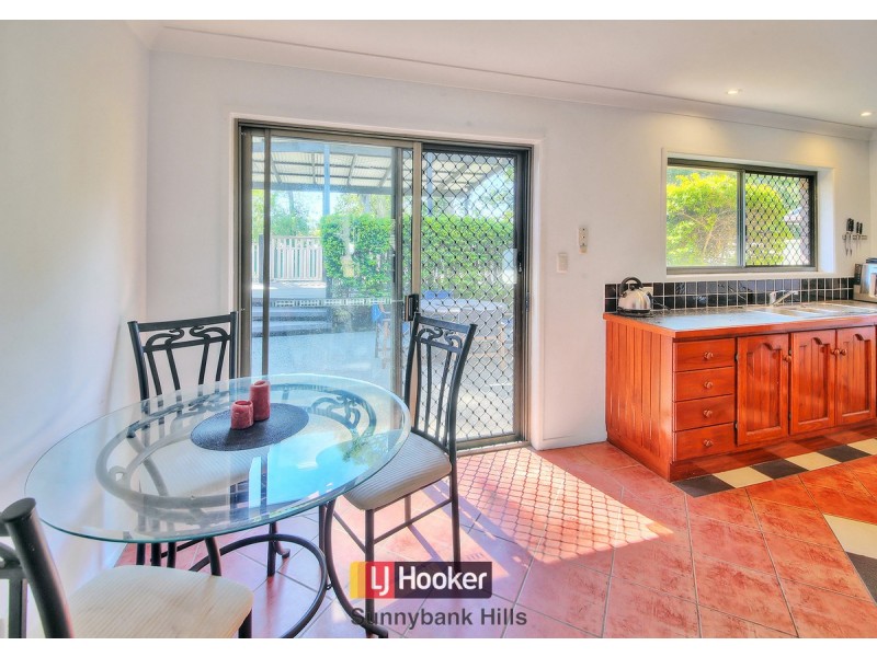 18 Antlia Street, Regents Park QLD 4118