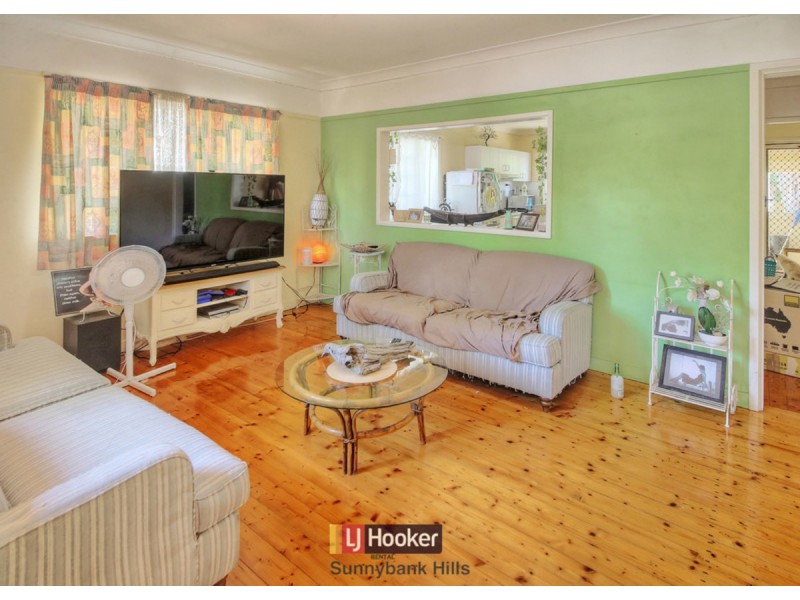 11 Deacon Street, Coopers Plains QLD 4108