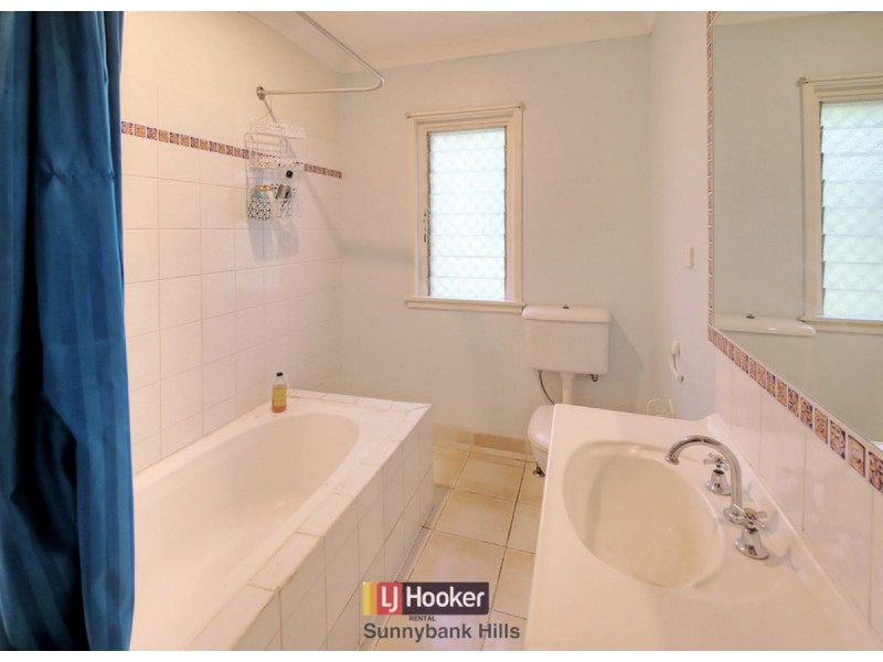 11 Deacon Street, Coopers Plains QLD 4108