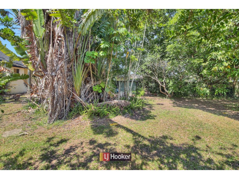 11 Deacon Street, Coopers Plains QLD 4108