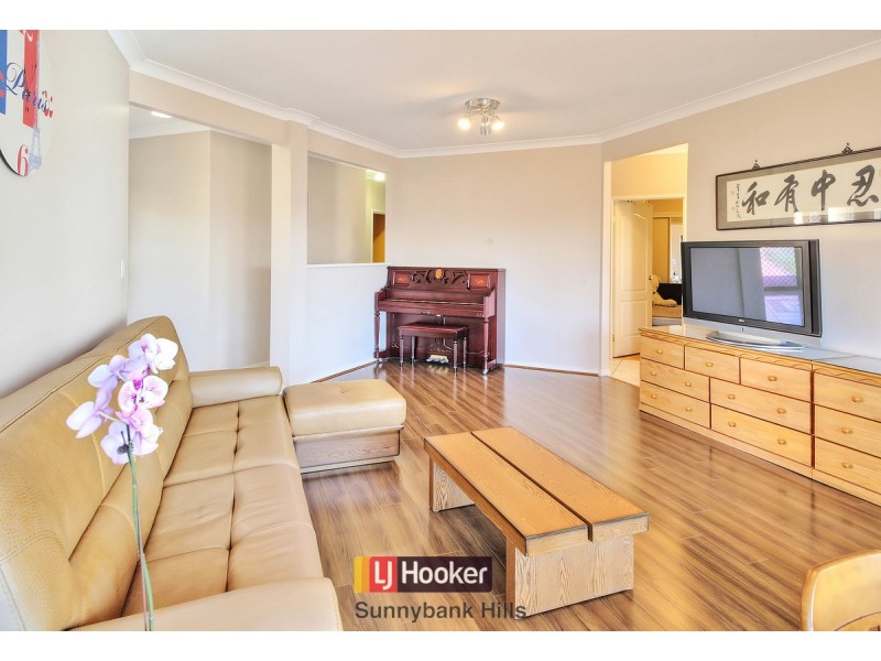 7 Woodglen Street, Kuraby QLD 4112