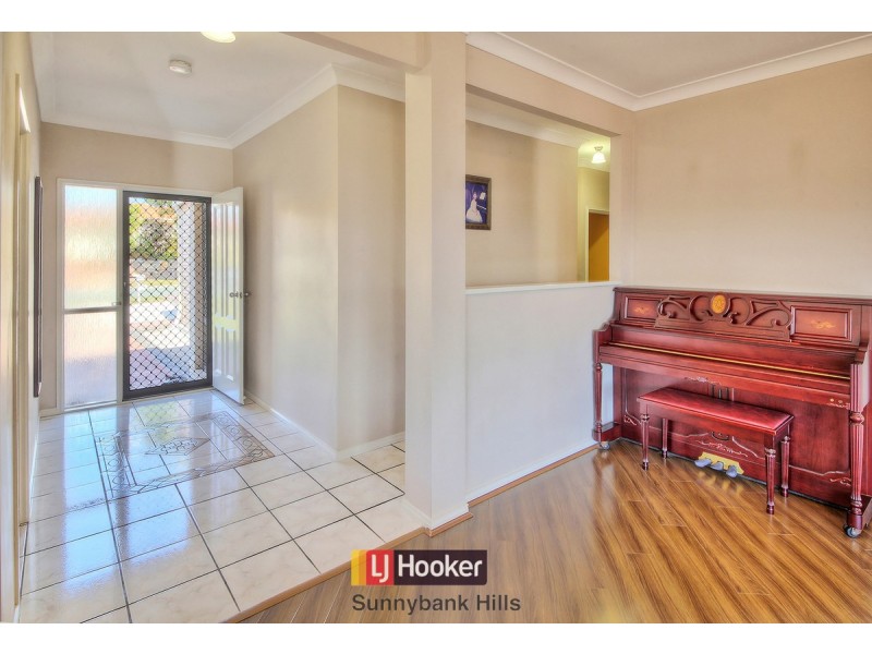 7 Woodglen Street, Kuraby QLD 4112