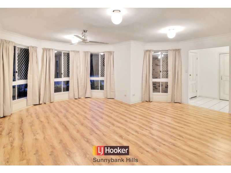 31 Swan Lake Crescent, Calamvale QLD 4116