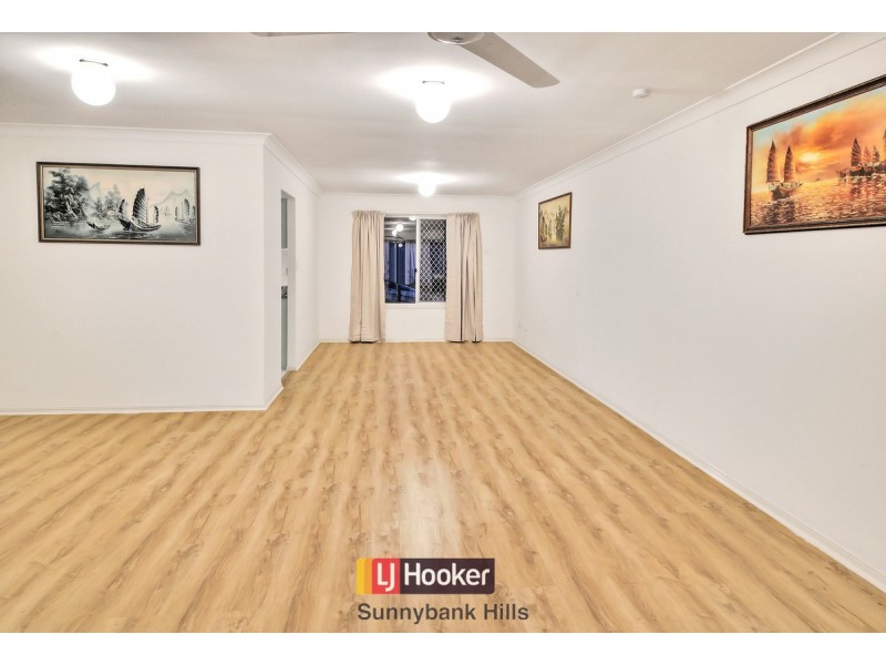 31 Swan Lake Crescent, Calamvale QLD 4116