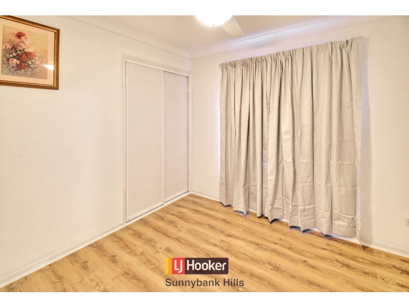 31 Swan Lake Crescent, Calamvale QLD 4116