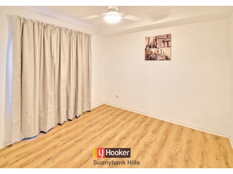 31 Swan Lake Crescent, Calamvale QLD 4116