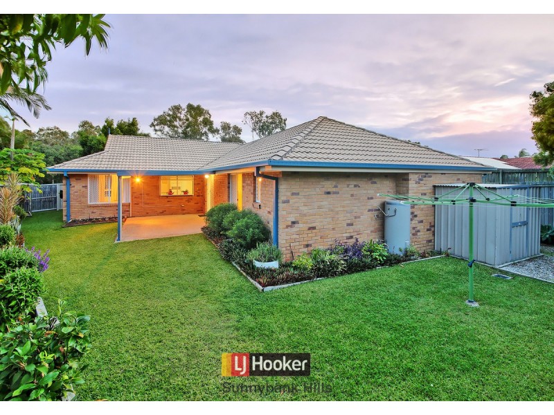 31 Swan Lake Crescent, Calamvale QLD 4116