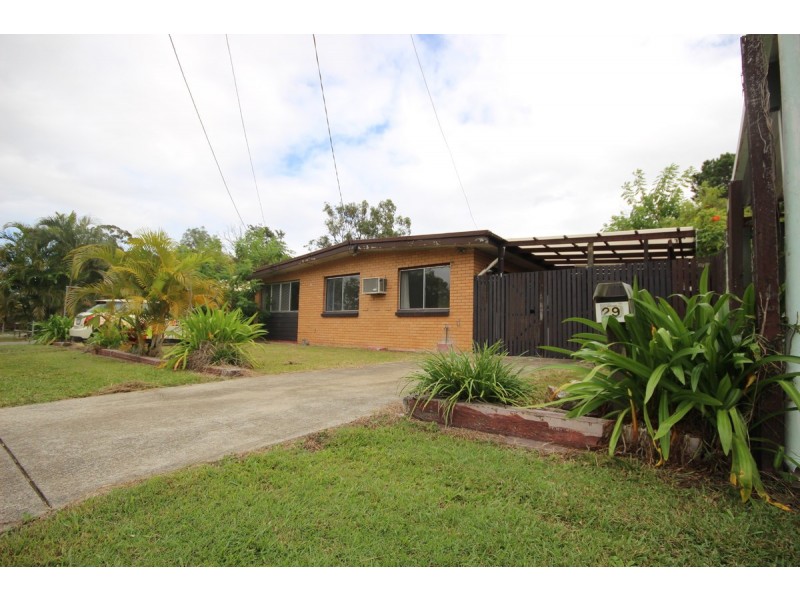 29 Benaud Street, Macgregor QLD 4109