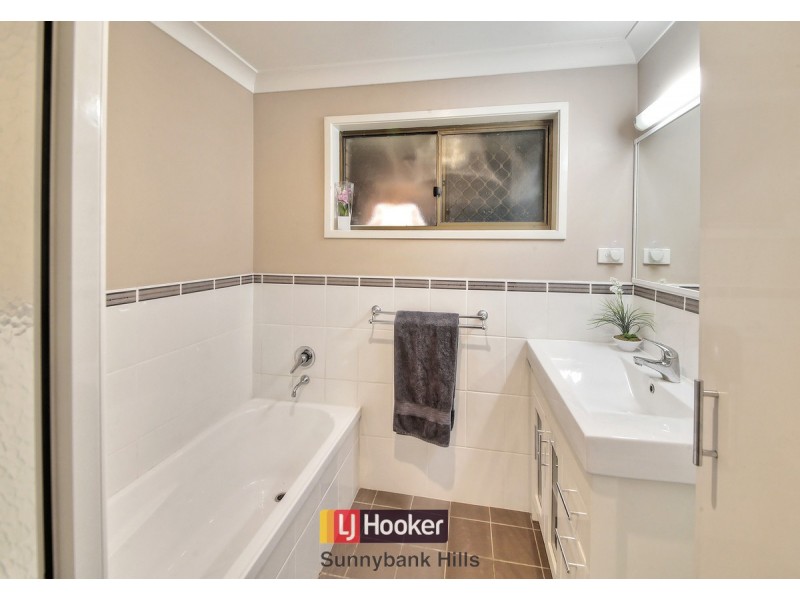 15 Romeo Court, Sunnybank Hills QLD 4109