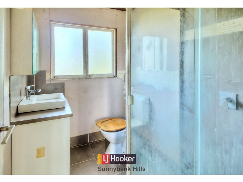 72 North Road, Woodridge QLD 4114