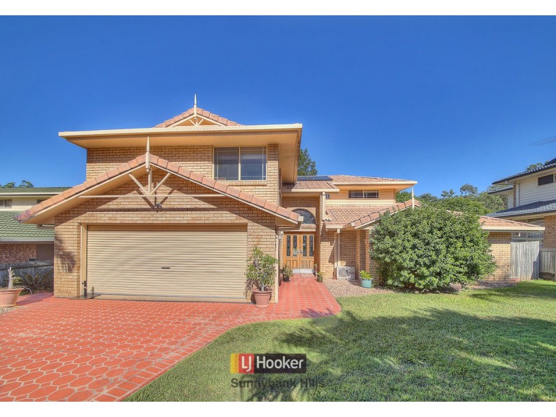 46 Windsor Place, Carindale QLD 4152