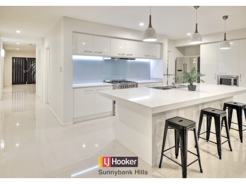 65 Skyview Avenue, Rochedale QLD 4123