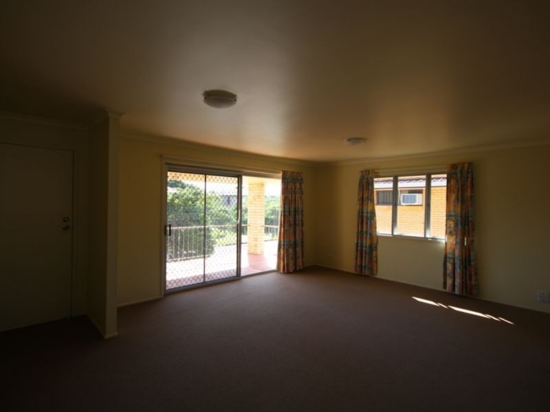 16 Sunderland Street, Macgregor QLD 4109