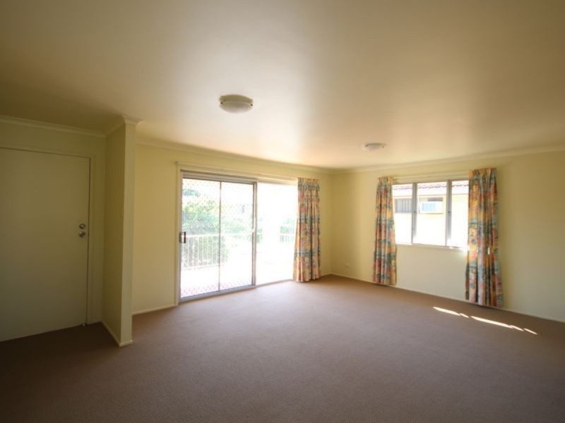 16 Sunderland Street, Macgregor QLD 4109