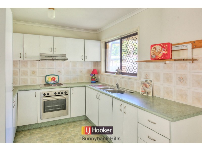 27 Headland Street, Sunnybank QLD 4109
