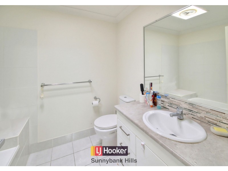 18/1-13 Chase Close, Underwood QLD 4119