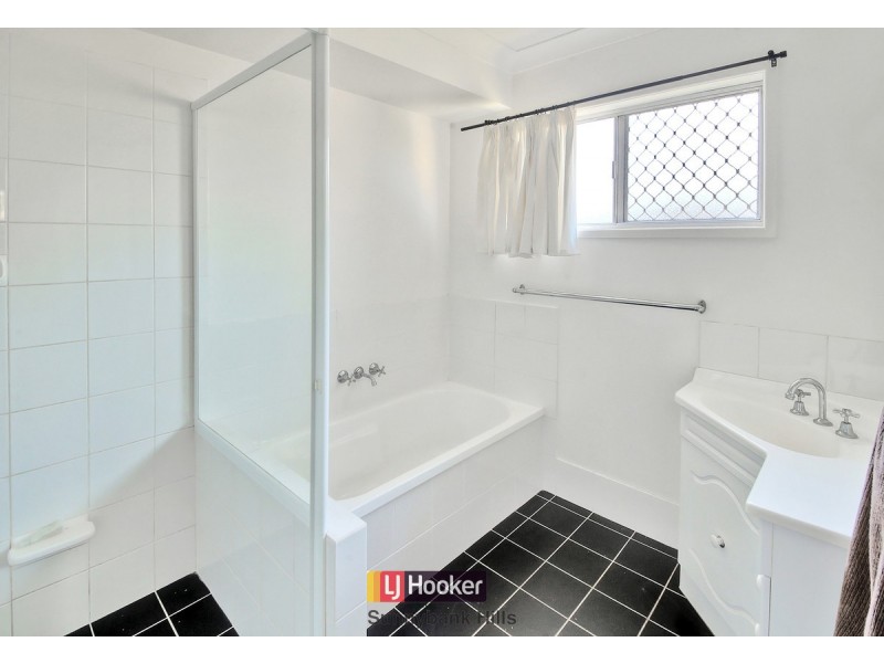 8 Viewpoint Street, Sunnybank Hills QLD 4109