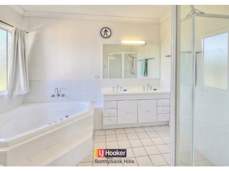 8 Viewpoint Street, Sunnybank Hills QLD 4109