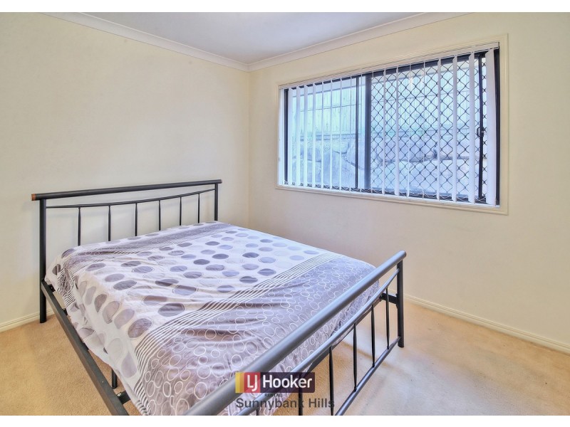 22 Lillydale Place, Calamvale QLD 4116
