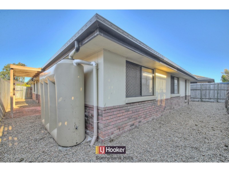 22 Lillydale Place, Calamvale QLD 4116