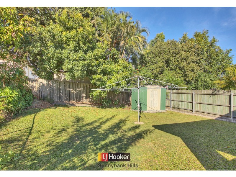 92 Cedar Street, Greenslopes QLD 4120